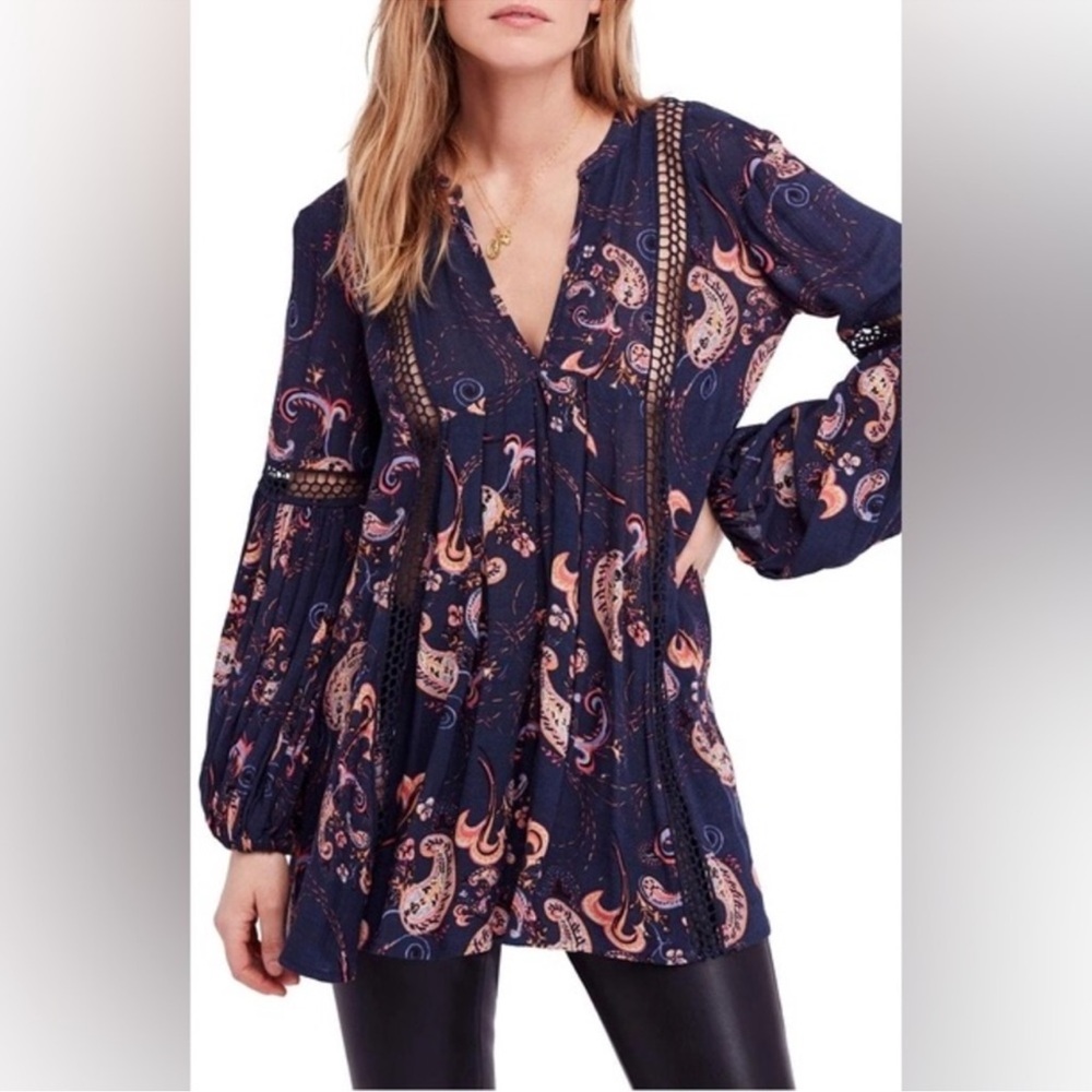 Free People Just the two of us floral navy tunic Size Small